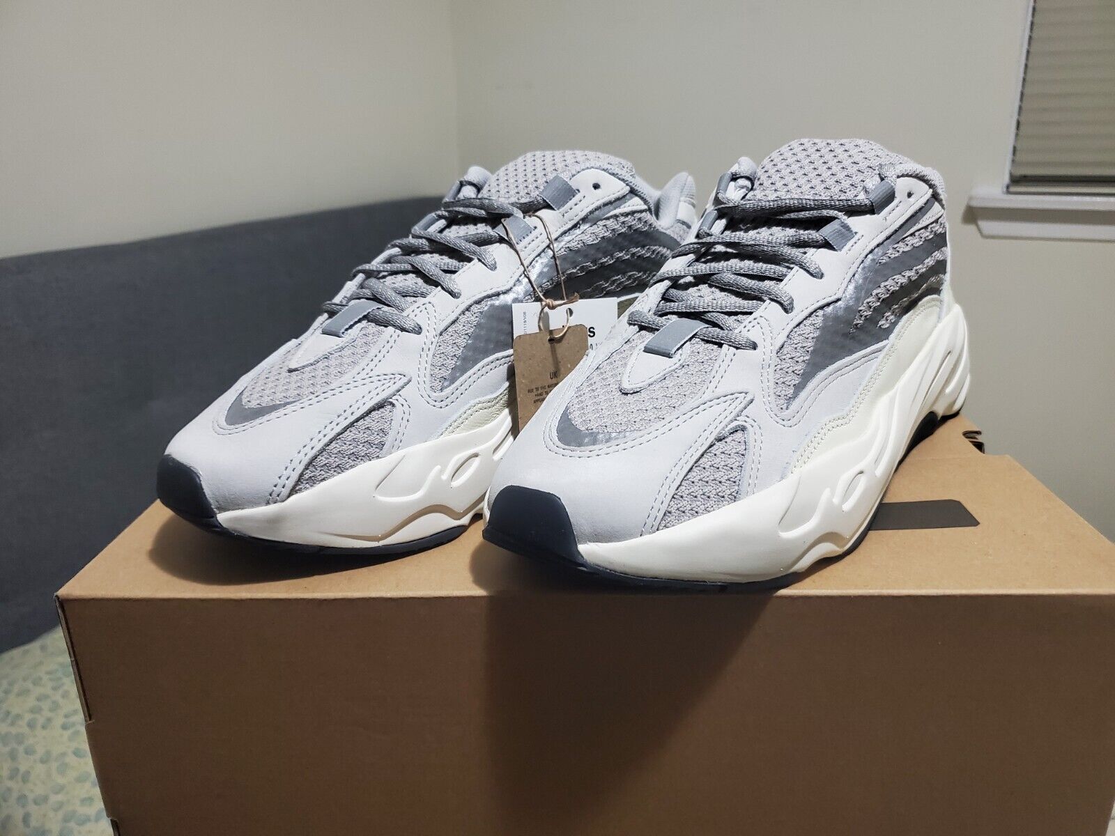 Yeezy 700 size sales 11.5